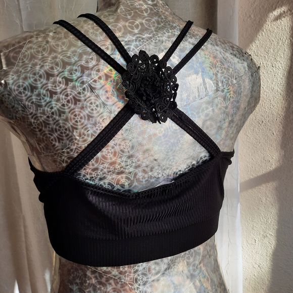 Rosegal Flirty Appliqué Razor Back Bralette 1X - Picture 5 of 11